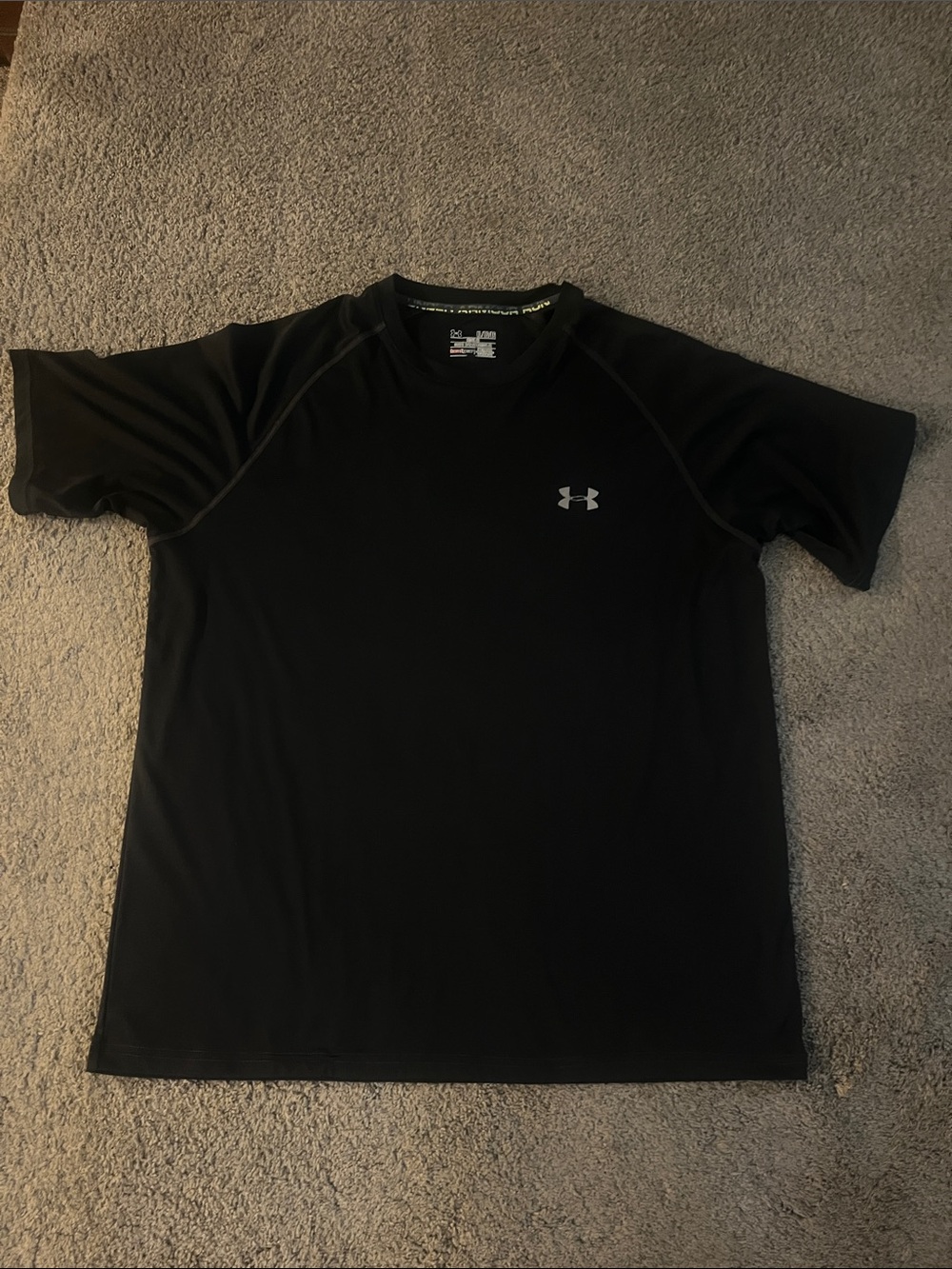 Under Armour Shirt-Size XL